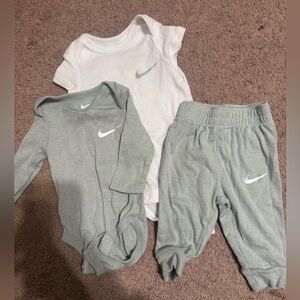 Nike Kids 3 Piece Set-3M
